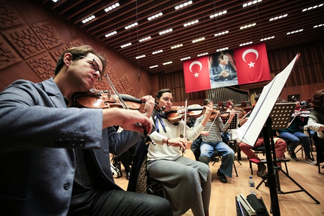 Yabancı besteci tarafından yazılan ilk Türkçe opera: Troya